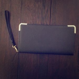 Black clutch wallet.